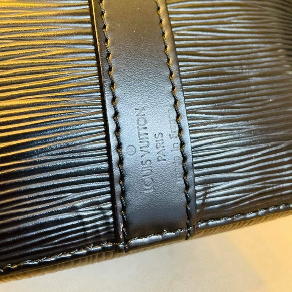 LV Pétit Noé Épi leather bag - Picture 2 of 16